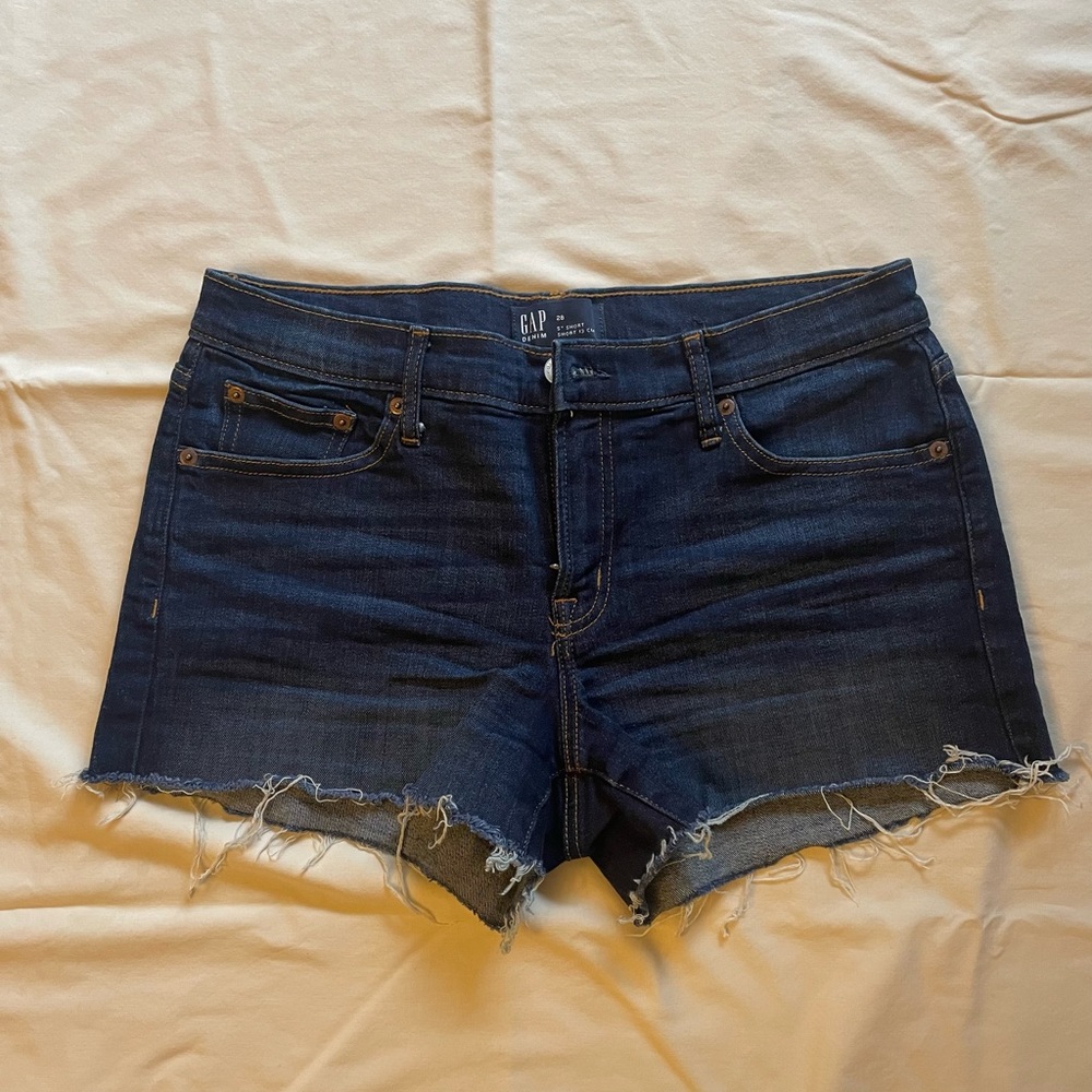 Gap dark denim shorts size 28